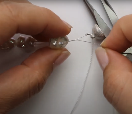 Fermoir magnétique Langer© avec protège-fil (fil en spirale) à enfiler sur un collier de perles